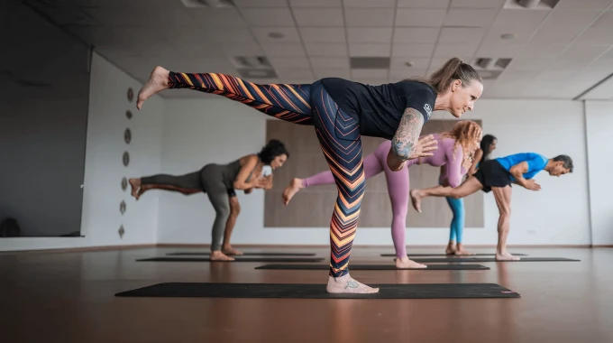 Header Yoga 11